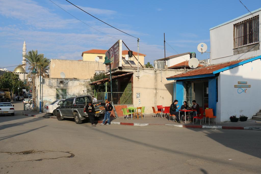 Juha'S Guesthouse - Zarqa Bay Jisr ez Zarqa Exterior foto